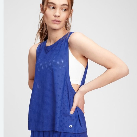 Gap Fit Mesh Muscle Tank - Blue Sleeveless Tank Top - Picture 1 of 3